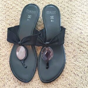Italian Shoemakers Black Wedge Sandals Sz 9.5